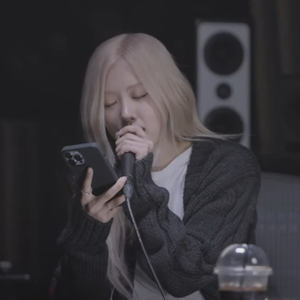 小乔裸体被❌叫爽
